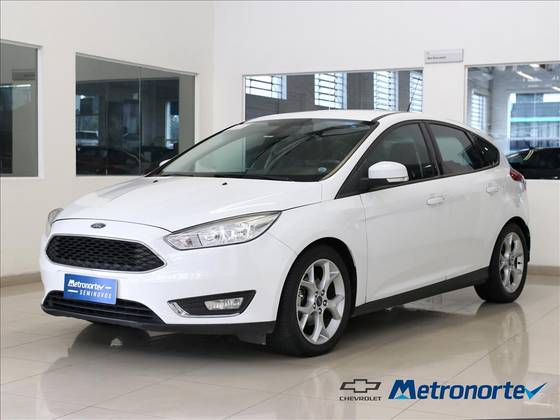 FORD FOCUS 2.0 SE PLUS 16V FLEX 4P POWERSHIFT FORD FOCUS 2.0 SE PLUS 16V FLEX 4P POWERSHIFT